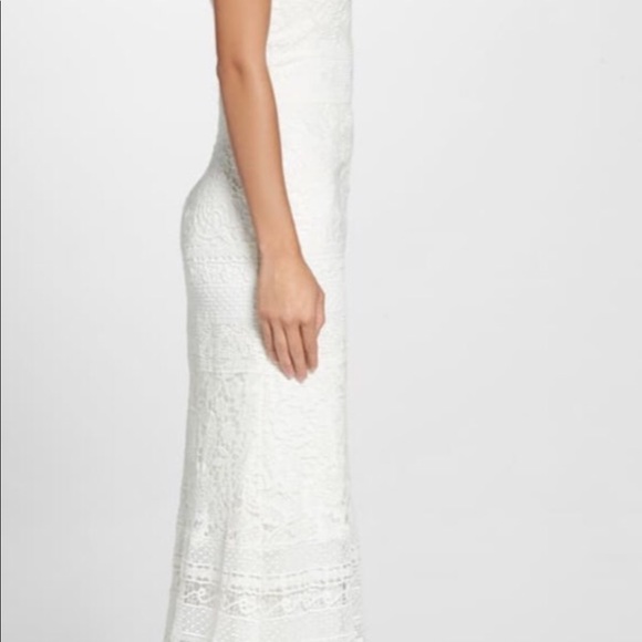 Wedding Dress - Picture 3 of 8